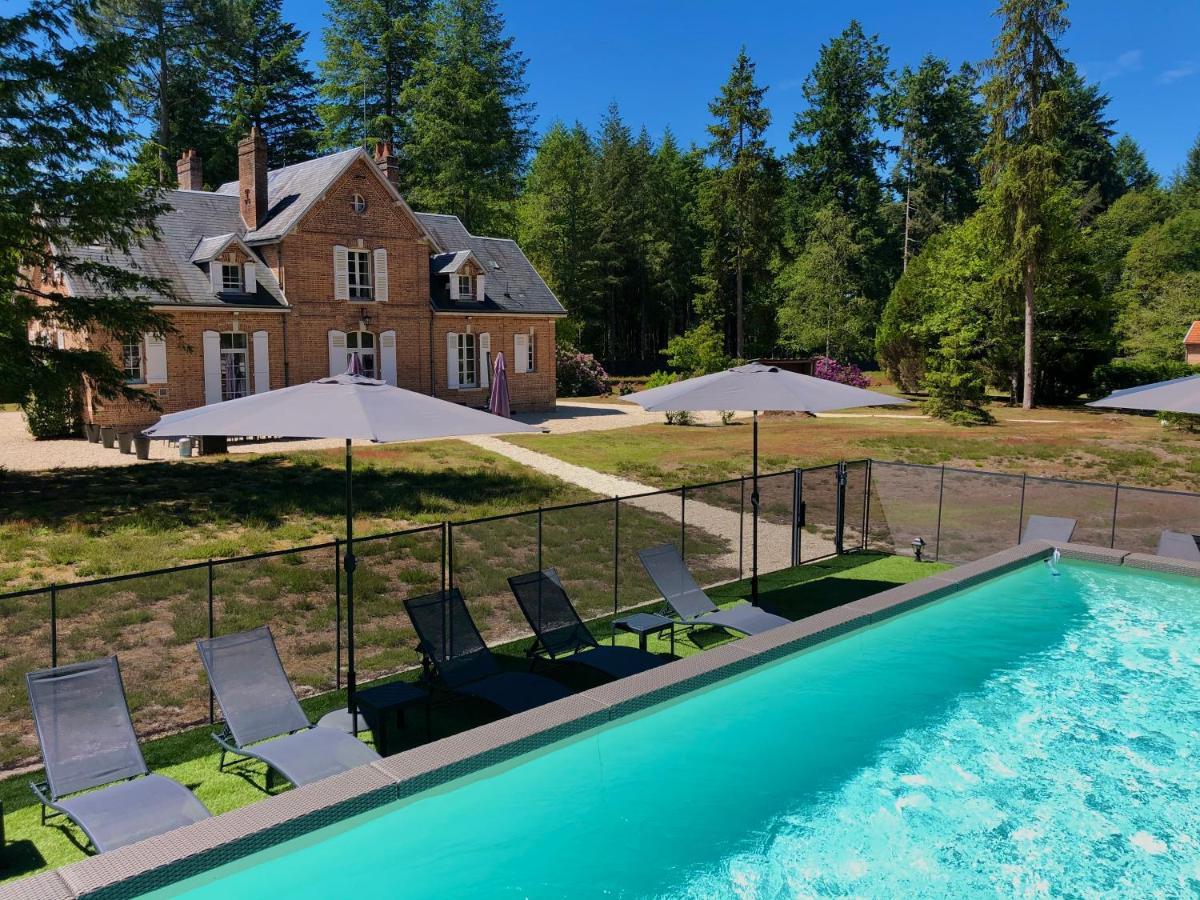 Domaine De Malvaux: 5-Star Sologne Retreat for 15 Villa Nouan-le-Fuzelier Exterior photo